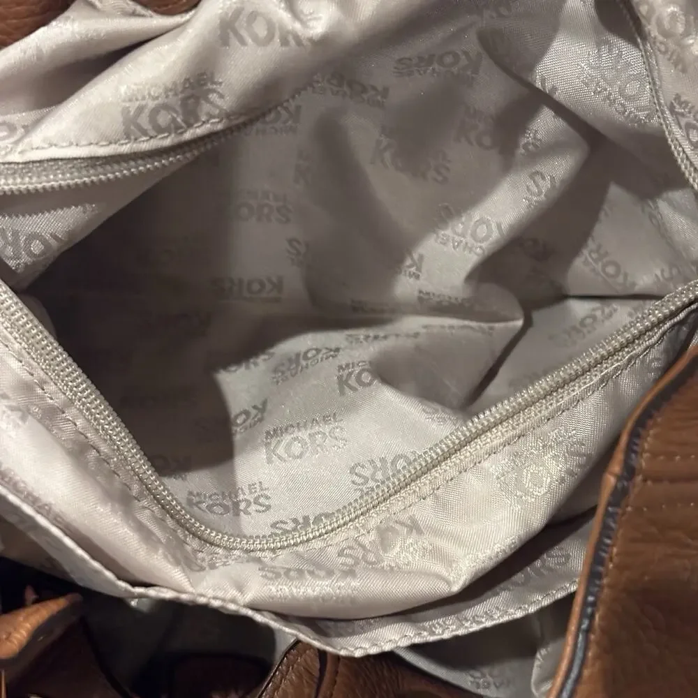 Michael Kors Camden Luggage Brown Drawstring Hobo Bag Fringe Tassel Gold NWOT - Picture 11 of 15